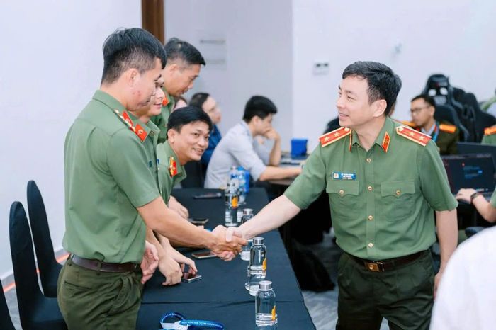 Các đội tham gia diễn tập. Ảnh: T.U