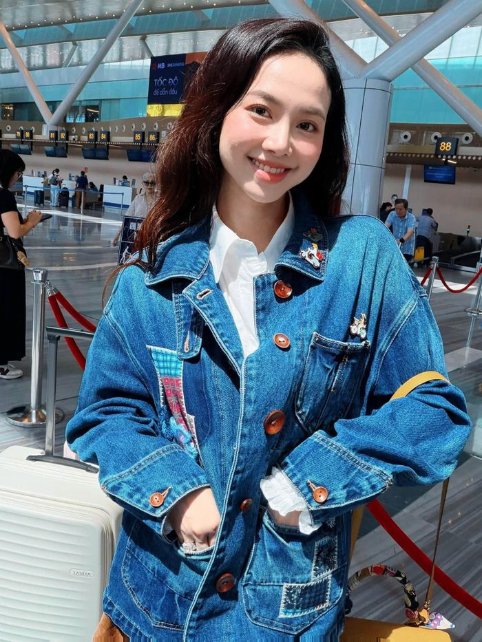 Nhiều người nhận xét Đinh Ngọc Diệp ở tuổi 42 nhưng vẫn cực kỳ cuốn hút khi thử sức với phong cách hiện đại này.