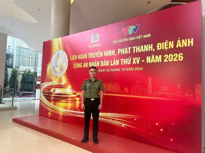 Trung úy Nguyễn Đăng Anh Tài bày tỏ niềm vui và tự hào khi có cơ hội tranh tài cùng các thí sinh đến từ Công an các đơn vị, địa phương.