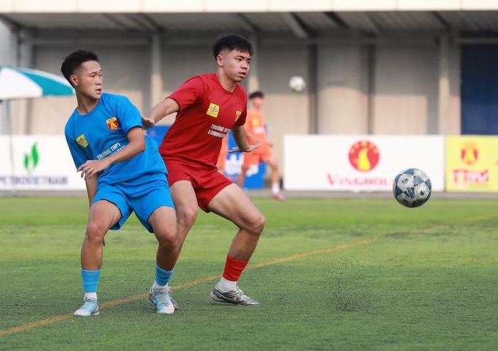 Bảng R: THPT Lomonoxop 0-1 THPT Lương Văn Can
