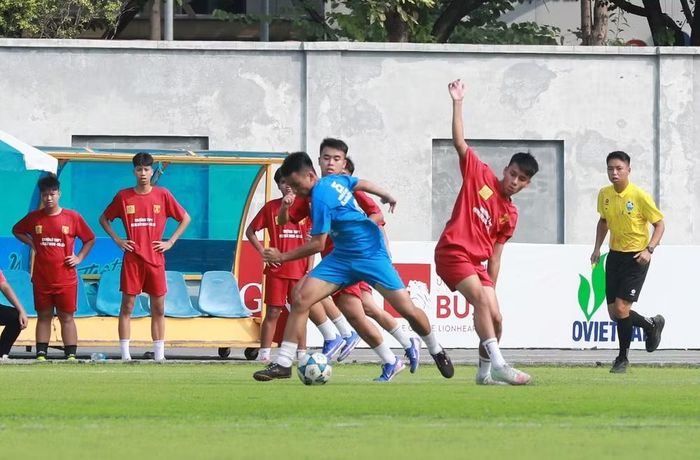Bảng M: THPT Phùng Khắc Khoan Kim Liên 4-0 THPT Hồ Tùng Mậu
