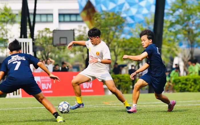 Bảng N: THPT Dewey Ocean Park 0-1 THPT Kim Liên