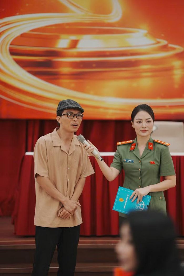 Hành trình của Đại úy Võ Thị Minh Trâm là câu chuyện về sự kiên trì, tinh thần dám thử thách và không ngừng hoàn thiện bản thân.