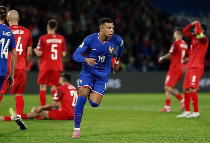  Kylian Mbappe và Harry Kane tạo nên cuộc đua sít sao tại Quả bóng vàng 2026. Ảnh: Benoit Tessier/Reuters. 