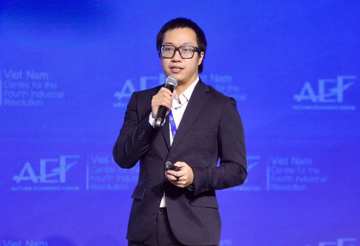  Ông Nguyễn Thành Trung, Giám đốc điều hành kiêm Đồng sáng lập, Công ty TNHH SkyMavis, chia sẻ tại sự kiện. Ảnh: BTC.