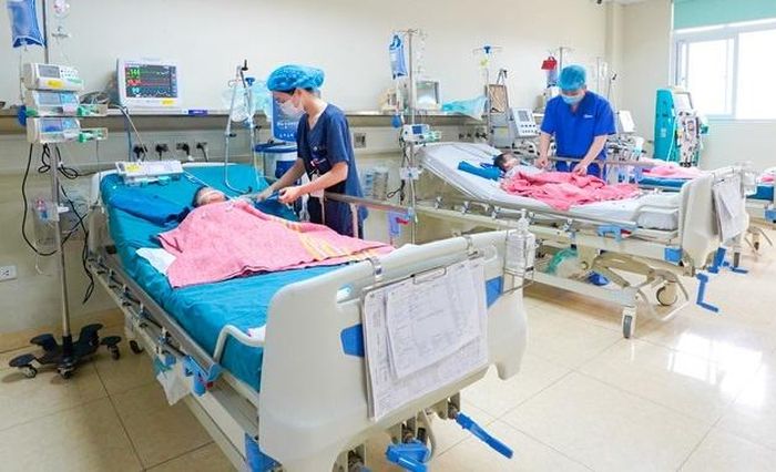  Khoảng 10-20% người bệnh sống sót phải chịu đựng các di chứng vĩnh viễn do bệnh viêm não mô cầu. Ảnh: BVCC. 