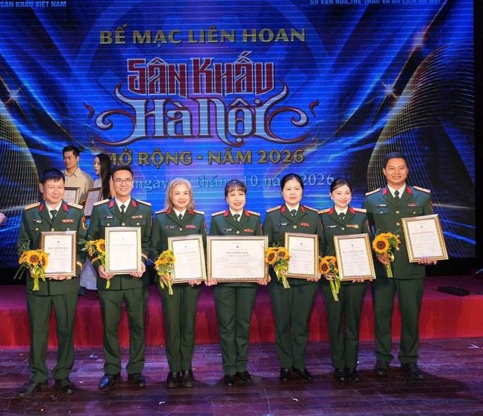 Nhà hát Kịch nói Quân đội "ẵm" nhiều giải thưởng tại Liên hoan Sân khấu Hà Nội mở rộng năm 2026