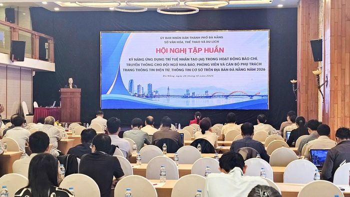 Quang cảnh hội nghị