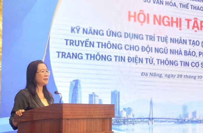 Phó Giám đốc Sở VHTTDL Đà Nẵng Nguyễn Thu Phương phát biểu tại hội nghị