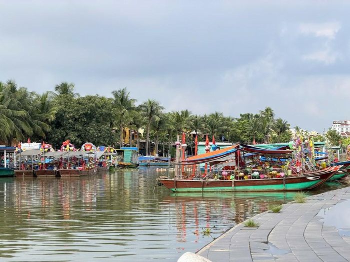 Thành phố Đà Nẵng yêu cầu các đơn vị liên quan tiếp tục rà soát điều kiện an toàn phương tiện, bến thủy phục vụ du lịch tại Hội An