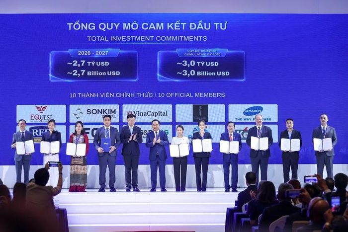 10 thành viên được công nhận dự kiến huy động và đầu tư đến năm 2027 khoảng 2,7 tỷ USD - Ảnh: chinhphu.vn/Nhật Bắc