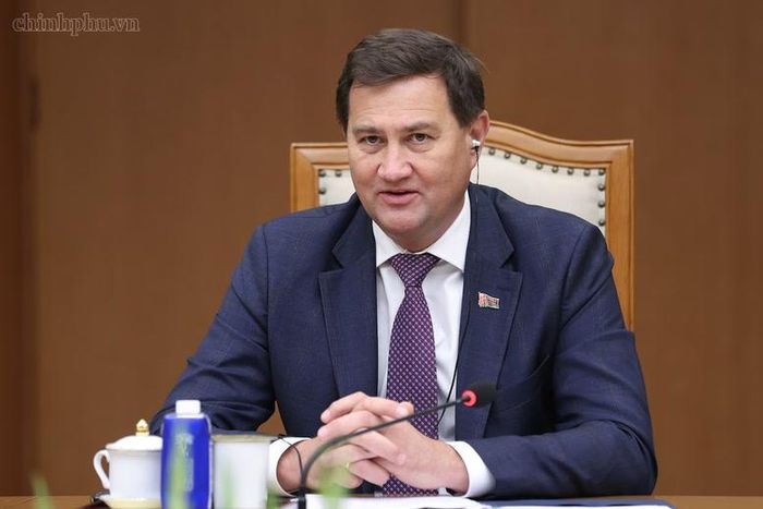 Bộ trưởng Ryzhenkov khẳng định Tổng thống Belarus Aleksandr Lukashenko, Chính phủ và nhân dân Belarus luôn quan tâm và mong muốn không ngừng phát triển hữu nghị và hợp tác thực chất với Việt Nam - Ảnh: chinhphu.vn/Nhật Bắc