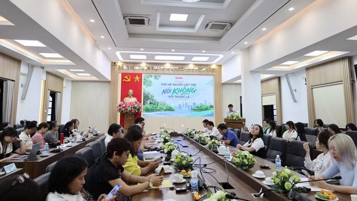 Các đại biểu tham dự Tọa đàm “Thế hệ trẻ Việt Nam nói không với Thuốc lá” do Báo Nhân Dân tổ chức. (Ảnh: Đức Long)