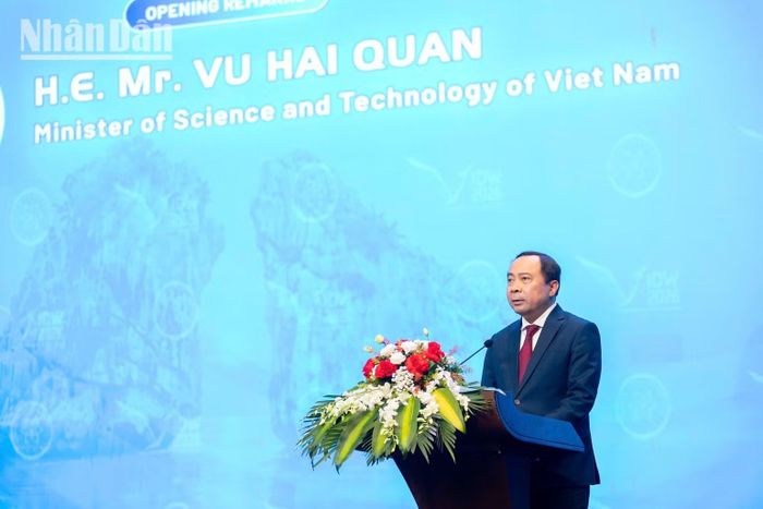 Bộ trưởng Khoa học và Công nghệ Vũ Hải Quân phát biểu khai mạc Tuần lễ Số quốc tế Việt Nam 2026. (Ảnh: MINH DUY)