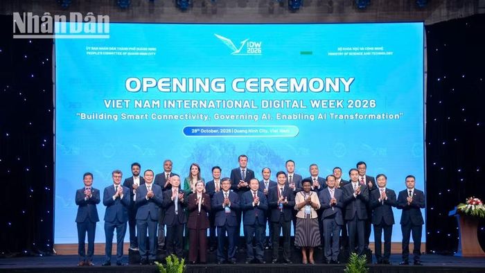 Tuần lễ Số quốc tế Việt Nam 2026 khai mạc với chủ đề “Kết nối thông minh: Quản trị AI, Kiến tạo chuyển đổi AI”. (Ảnh: MINH DUY)