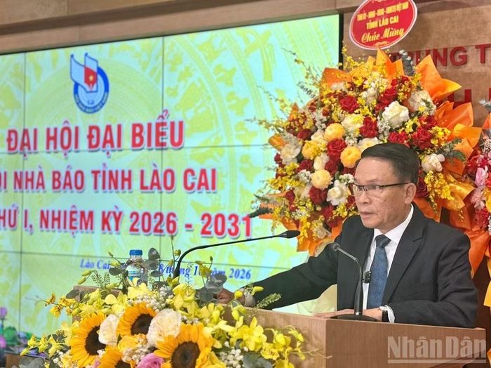 Đồng chí Nguyễn Đức Lợi, Phó Chủ tịch Thường trực Hội Nhà báo Việt Nam phát biểu tại Đại hội.(Ảnh: THANH SƠN).