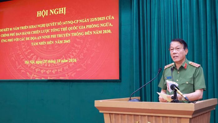 Bộ trưởng Công an Lương Tam Quang phát biểu khai mạc. (Ảnh: KHỔNG HÀ)
