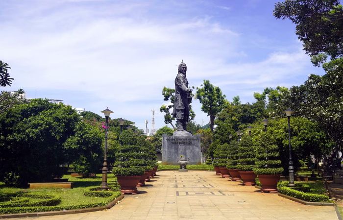 Công viên Trần Hưng Đạo sẽ được chỉnh trang. (Ảnh: Lê Đình Thìn).