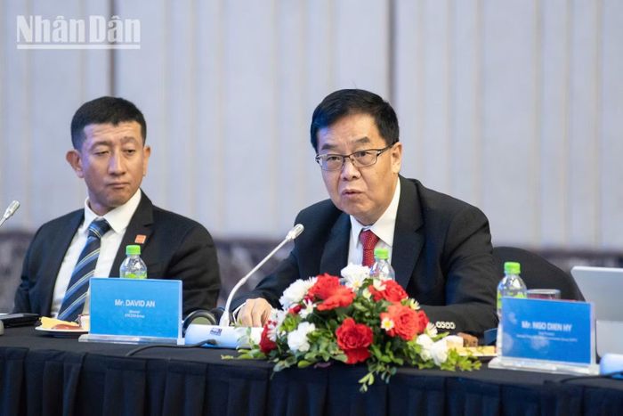 Ông David An, Giám đốc Tập đoàn ZTE đề xuất ba phương thức hợp tác thực chất với Việt Nam. Ảnh: MINH DUY