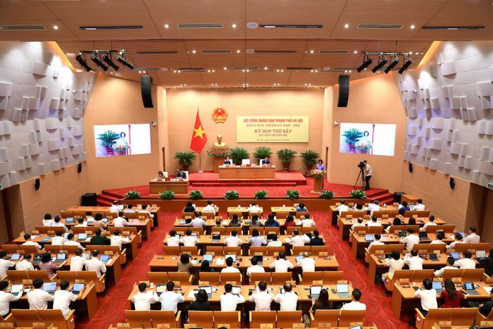 Quang cảnh kỳ họp. Ảnh: VIẾT THÀNH