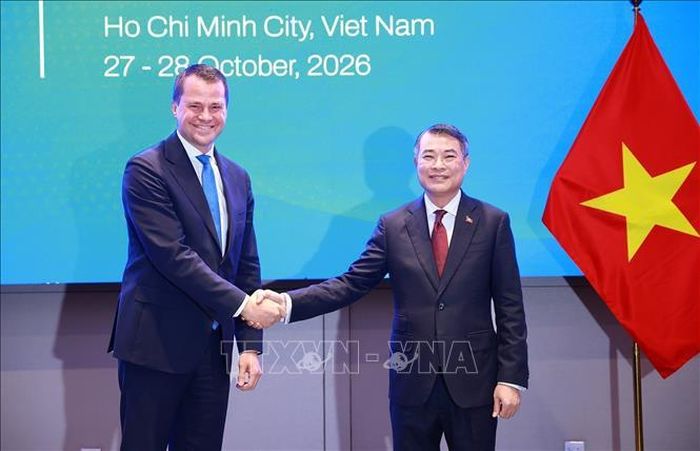 Thủ tướng Lê Minh Hưng tiếp ông Stephan Mergenthaler, Giám đốc điều hành Diễn đàn Kinh tế thế giới (WEF). Ảnh: TTXVN