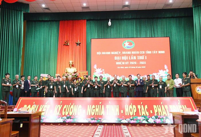 Ban Chấp hành Hội Doanh nghiệp, doanh nhân cựu chiến binh tỉnh Tây Ninh nhiệm kỳ 2026 - 2031 ra mắt đại hội.