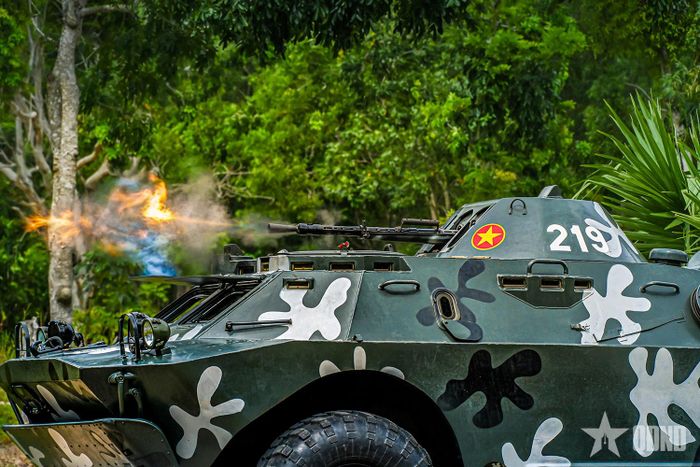  Kíp xe 219 khai hỏa.