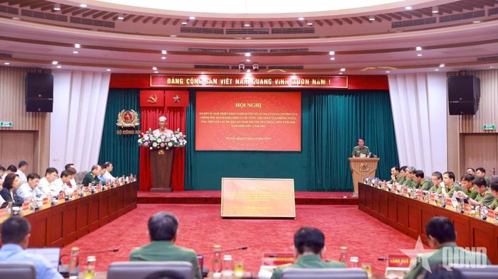 Quang cảnh hội nghị.