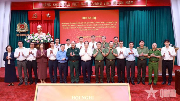 Các đại biểu dự hội nghị.
