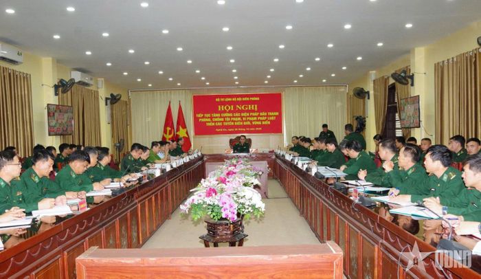 Trung tướng Vũ Trung Kiên chủ trì hội nghị tại điểm cầu trung tâm.