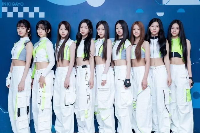 A2O LITE, nhóm nhạc vừa xuất hiện trên thị trường K-pop vào nửa cuối năm nay cũng sẽ tham gia biểu diễn. Ngay khi ra mắt trong tháng này, ca khúc đầu tay "NEON" của nhóm đã nhanh chóng càn quét các bảng xếp hạng âm nhạc lớn cũng như các chương trình âm nhạc tại Hàn Quốc và quốc tế, đồng thời tạo nên một trào lưu thử thách (challenge) lan tỏa mạnh mẽ trên mạng xã hội toàn cầu.