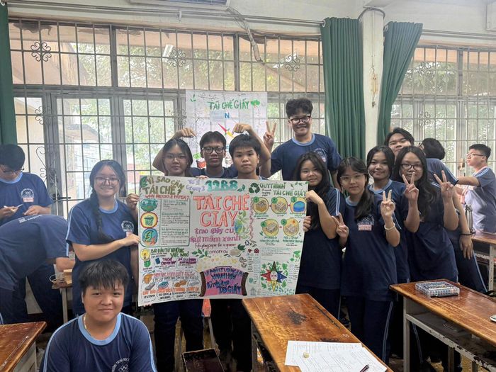  Học sinh thiết kế poster Dự án "Mô hình Giáo dục công dân toàn cầu liên môn về quyền môi trường" 