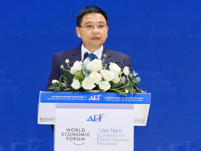  Phó Thủ tướng Nguyễn Văn Thắng phát biểu tại phiên tham luận và đối thoại chuyên sâu. Ảnh: HÙNG TRIỀU 