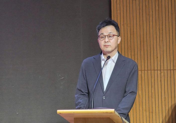 Ông Park Si-heung, Phó Huyện trưởng huyện Bonghwa (Hàn Quốc) phát biểu.