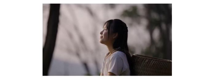 - Chị làm thế nào để kết hợp hình ảnh và âm thanh, truyền tải cảm xúc mà không cần nhiều lời dẫn?