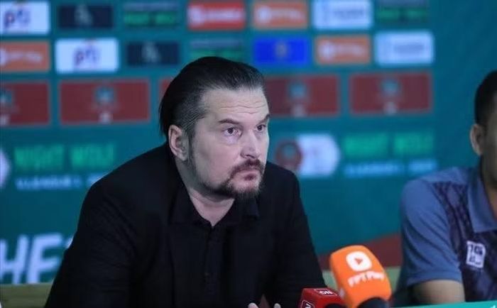 HLV Velizar Popov tự tin trước trận gặp FC Seoul.