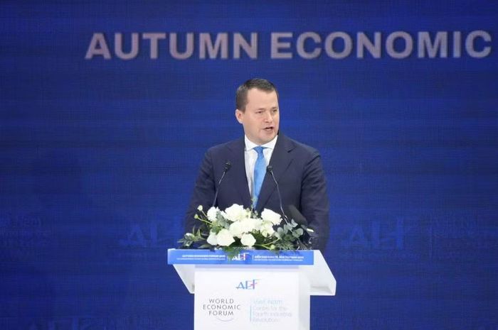 Giám đốc điều hành Diễn đàn Kinh tế thế giới (WEF) Stephan Mergenthaler phát biểu tại lễ khai mạc. Ảnh: BTC.