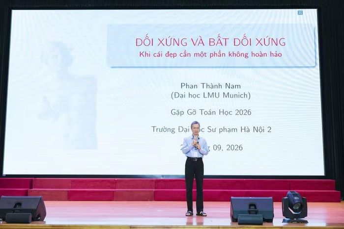 Giáo sư Phan Thành Nam, Đại học Ludwig Maximilian München (LMU Munich), Đức trình bày Bài giảng đại chúng tại HPU2.