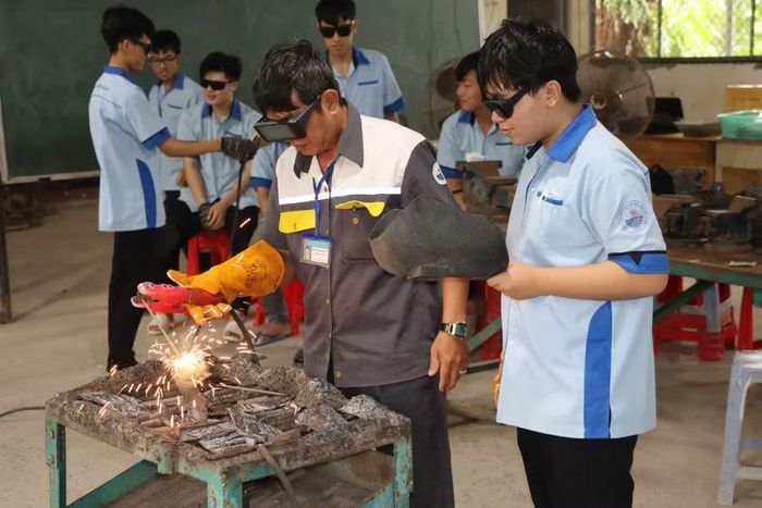 Các cơ sở đào tạo tại Cà Mau đang đẩy mạnh áp dụng mô hình 30/70.