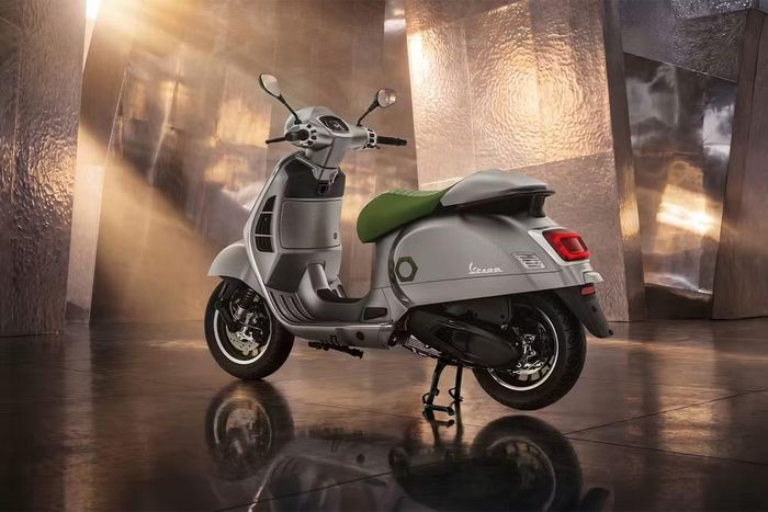 Vespa Edizione Ottantesimo là thế hệ mới của dòng xe biểu tượng 946 nổi tiếng của hãng xe máy thời trang Italy - Ảnh: Piaggio