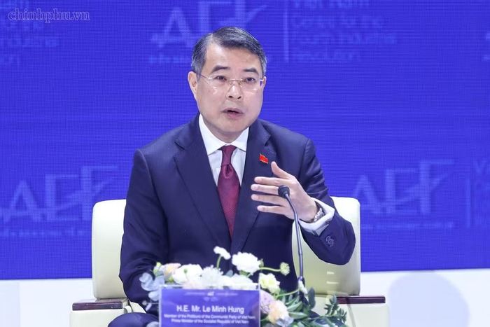 Thủ tướng cho biết, Việt Nam đang chuyển sang giai đoạn phát triển mới với tầm nhìn chiến lược. Ảnh: CP