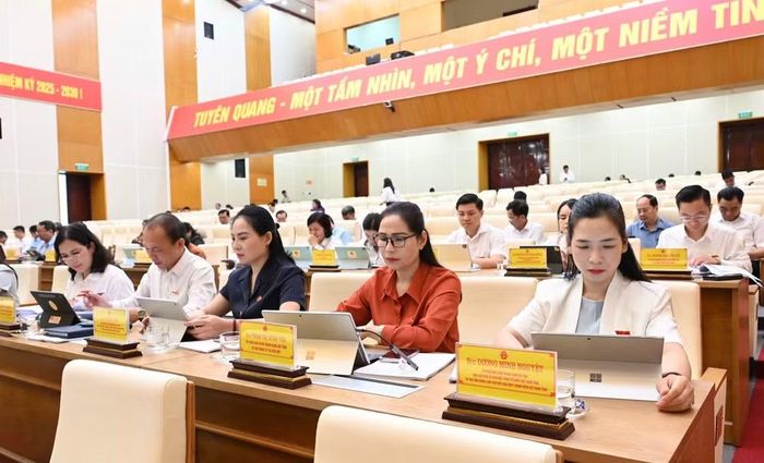 Đại biểu dự kỳ họp. Ảnh: tuyenquang.gov.vn