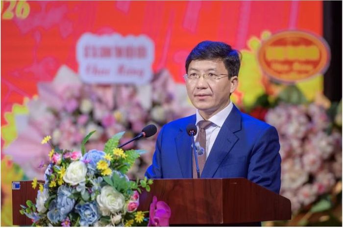 Ông Mùa A Vảng, Ủy viên dự khuyết Ban Chấp hành Trung ương Đảng, Phó Bí thư Tỉnh ủy, Chủ tịch Ủy ban MTTQ Việt Nam tỉnh phát biểu chào mừng Đại hội