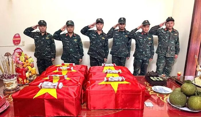 Các hài cốt liệt sĩ được chăm sóc tại nhà quàn sau khi cất bốc, quy tập tại Bình độ 300, xã Thanh Thủy. Ảnh: Báo Tuyên Quang