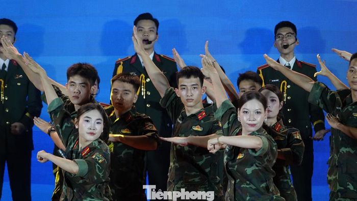 Một số tiết mục đặc sắc tại chương trình.