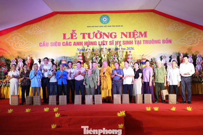 Lễ tưởng niệm, cầu siêu các Anh hùng, liệt sĩ hy sinh tại Truông Bồn.