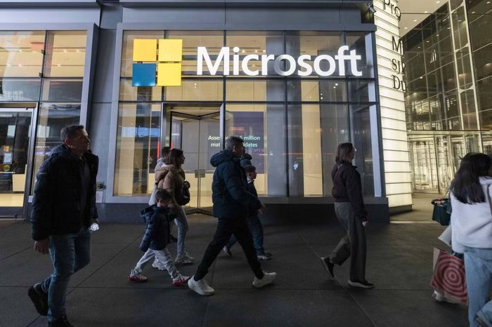 Chính sách mới của Microsoft không chỉ khiến những người làm việc tại đây hoang mang, mà còn đặt ra thách thức lớn cho lao động trẻ trong ngành công nghệ. Ảnh: Getty Images