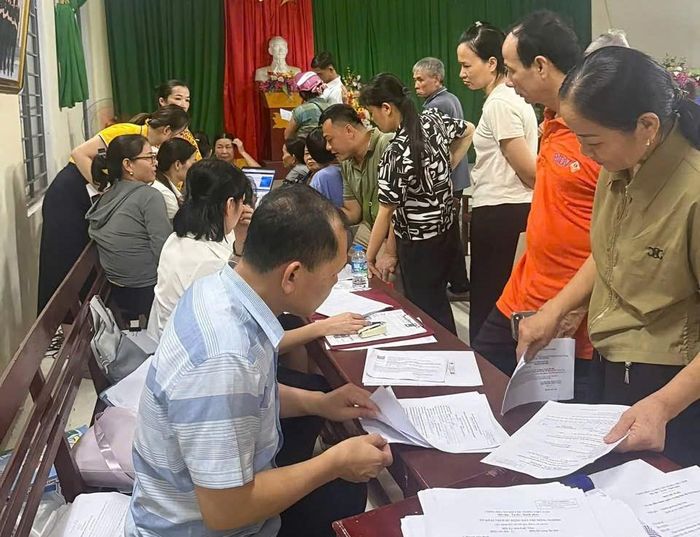 Chính quyền địa phương và các đơn vị liên quan vào cuộc hỗ trợ người dân