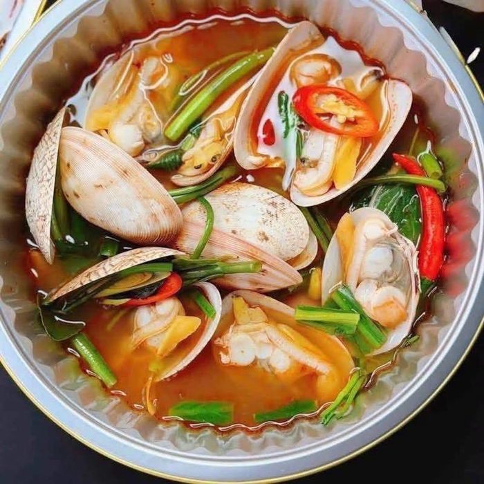 Không phải ai có tiền sử dị ứng cũng cần kiêng ngao, sò. Ảnh: Hải Anh