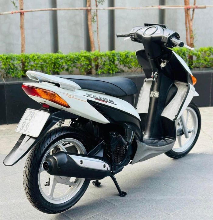 Chiếc Honda Click 110 đời 2010 biển tứ quý 9 được chào bán với giá 66 triệu đồng.